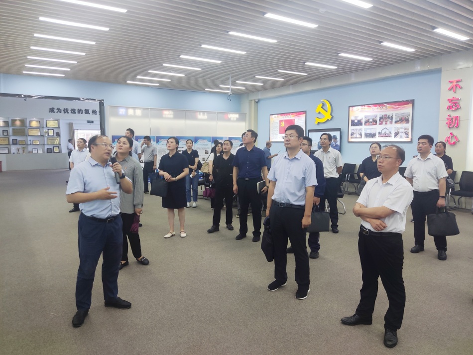 2024年7月17日,市國資委系統(tǒng)在公司開展“三組聯(lián)建”現(xiàn)場觀摩1(公司展廳)_副本