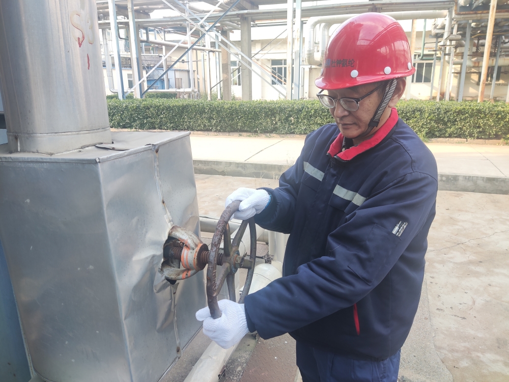 06優秀員工 王加根:平凡崗位挑大擔_副本