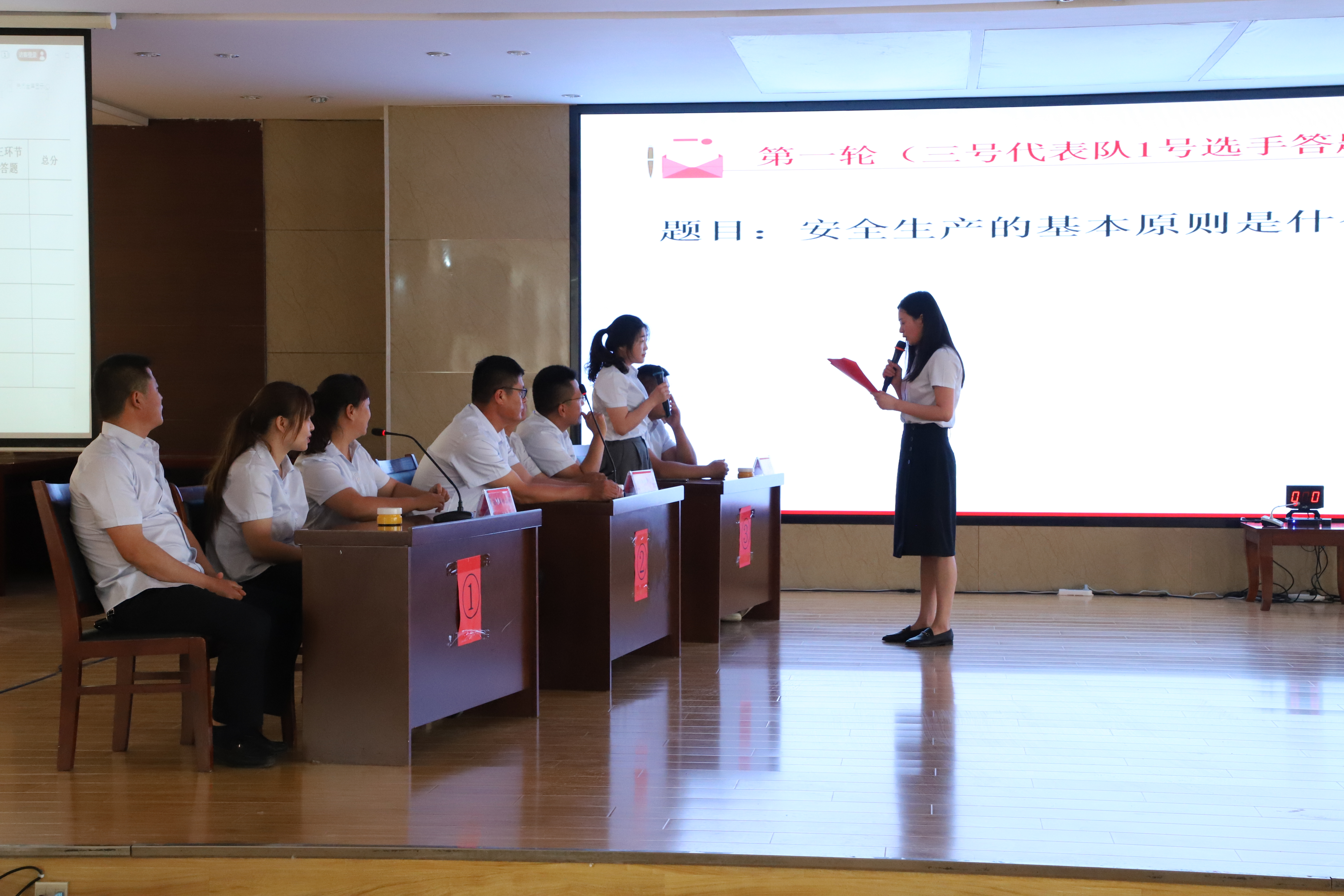 IMG_1053.JPG IMG_1053.JPG